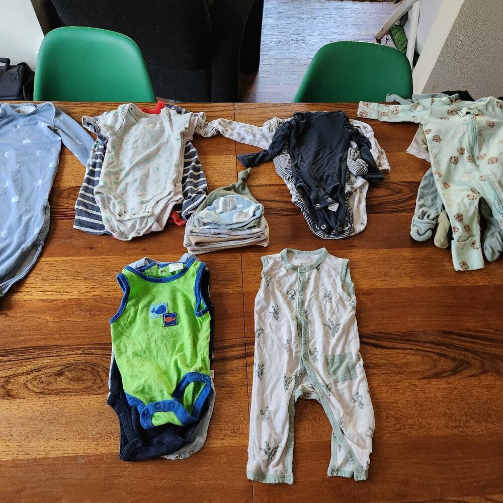 24 piece Lot of 0-3 Newborn clothes